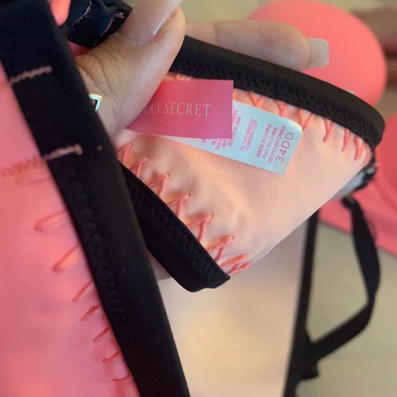 VS Swimsuit bikini set - Picture 4 of 4